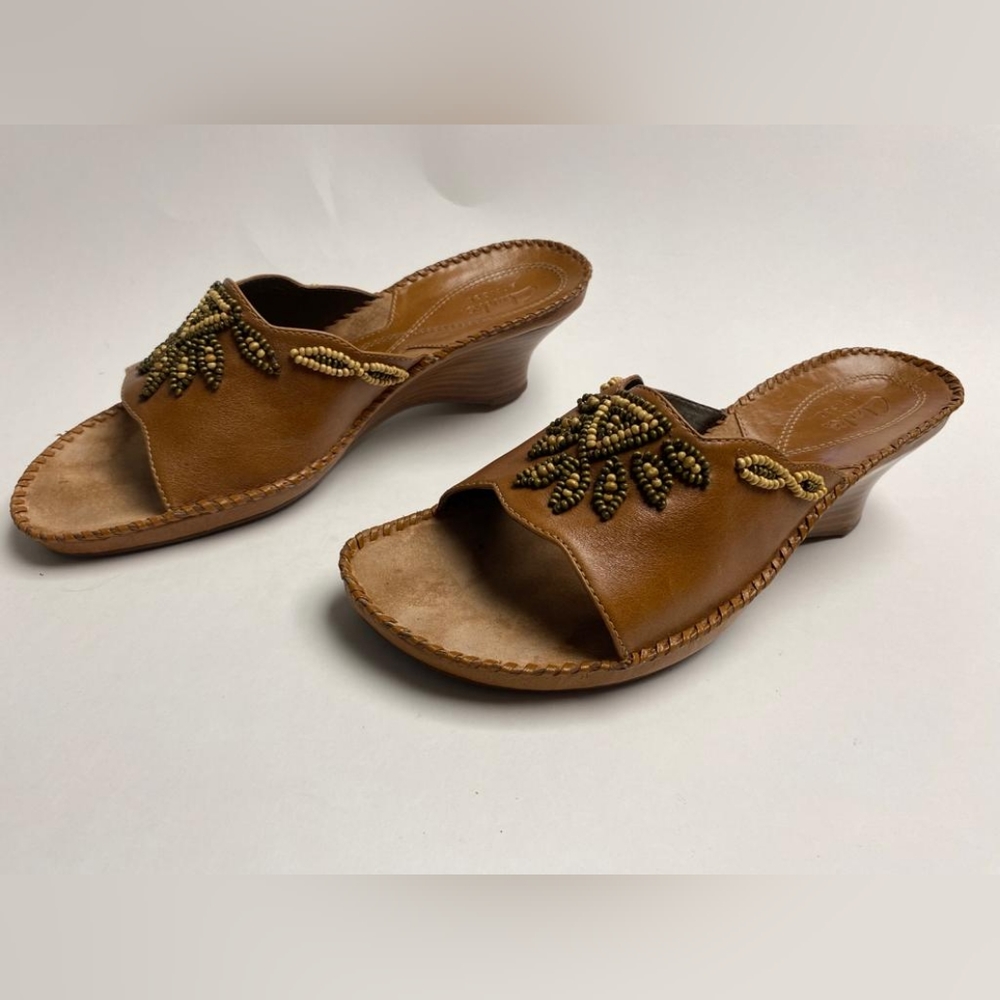 Clarks Womens LEATHER SANDALS Color Brown Slip-On Wedge 10M .